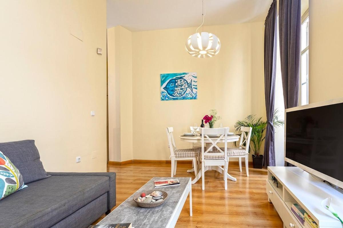 -Malagasunapts- Historic Heart Of Malaga Aa Wifi Exterior photo